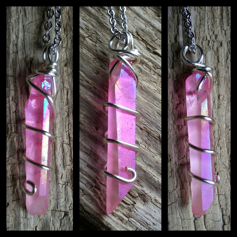 🌙💖Pink Aura Quartz Crystal Necklace